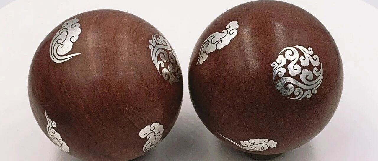 错金银健身球作品《祥云》